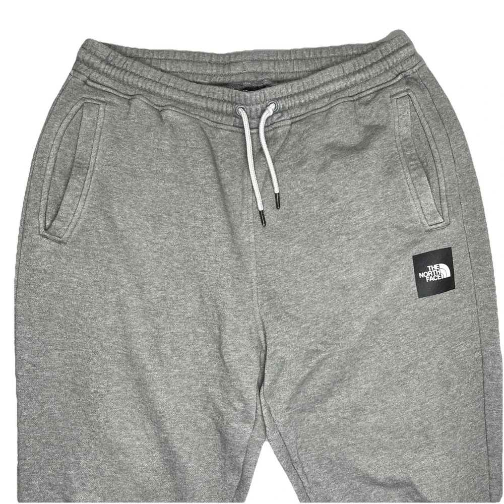 The North Face Mens Box NSE Jogger Pants Medium Heather Gray Fleece Sweatpants
